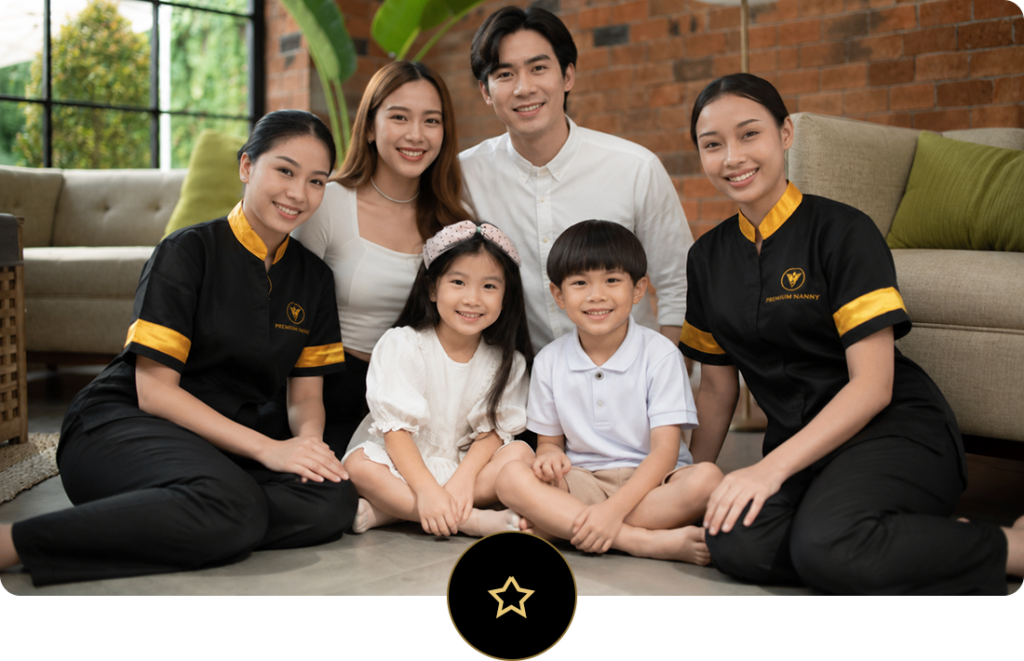 Anak Terlalu Sering Main Gadget? Mungkin yang Dibutuhkan Bukan Larangan, Tetapi Pendamping yang Tepat. Premium Nanny